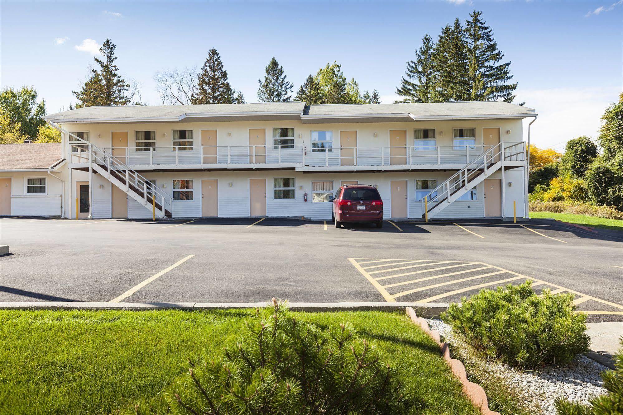 Motel The Springwater 2*