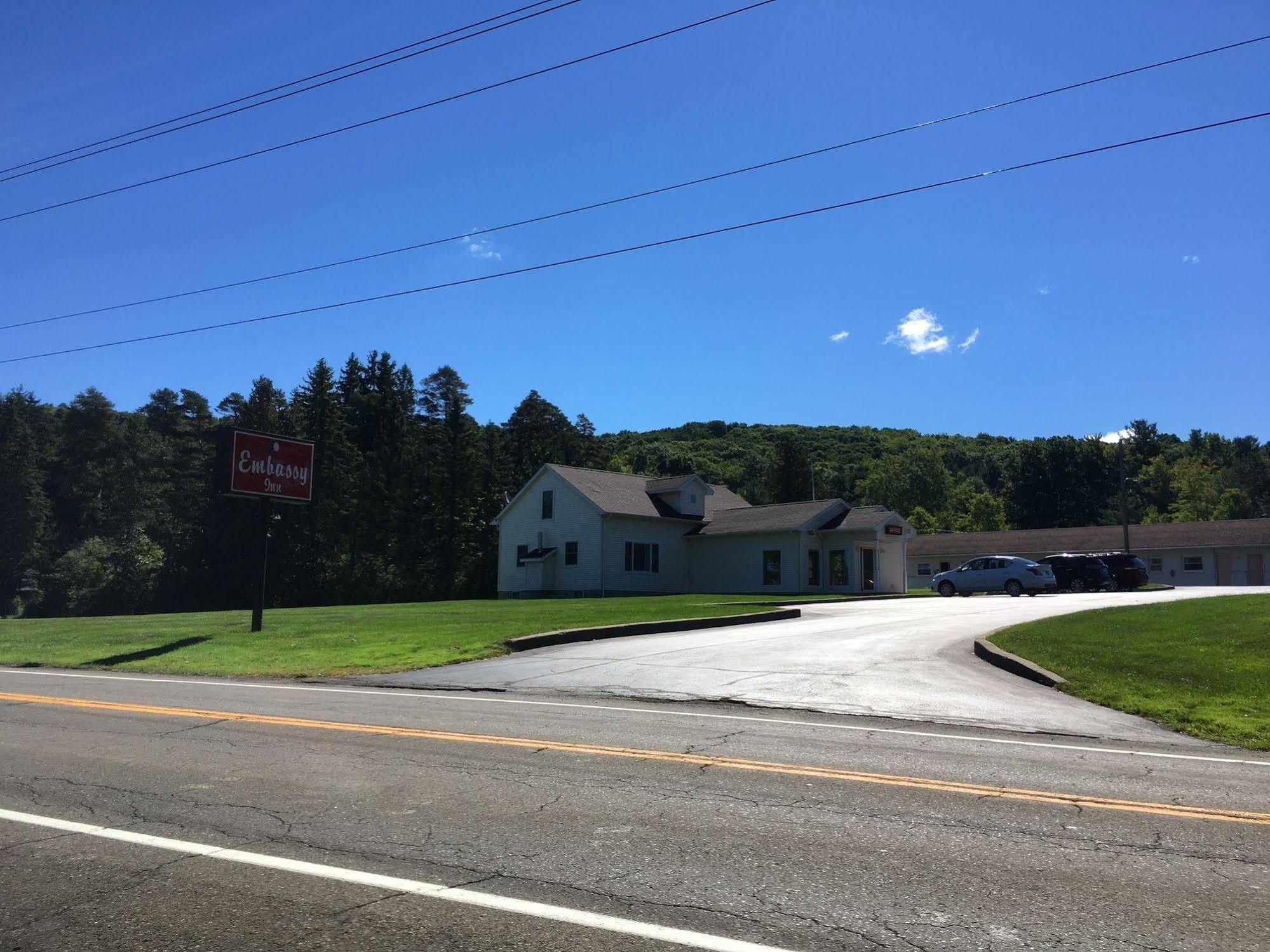 The Springwater Motel 2*