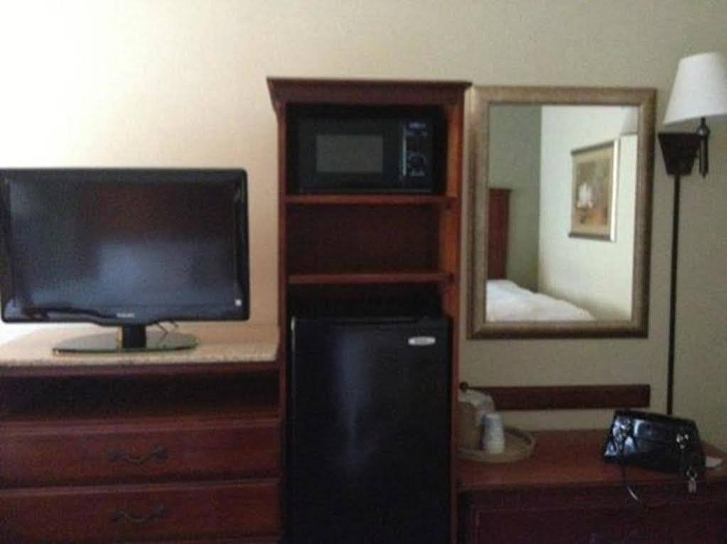 Hampton Hotel