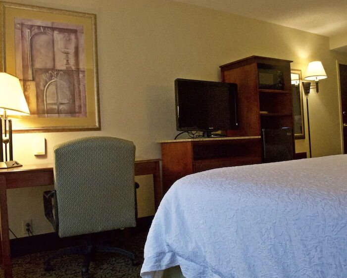 Hampton Hotel