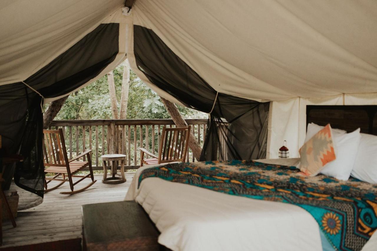 Firelight Camps Tenda de luxo Ithaca