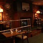 Clarion Inn - Airport University