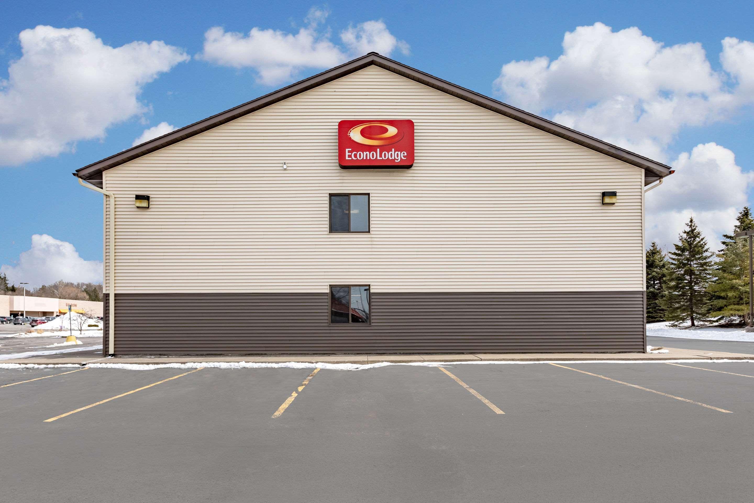 Hotel Econo Ithaca