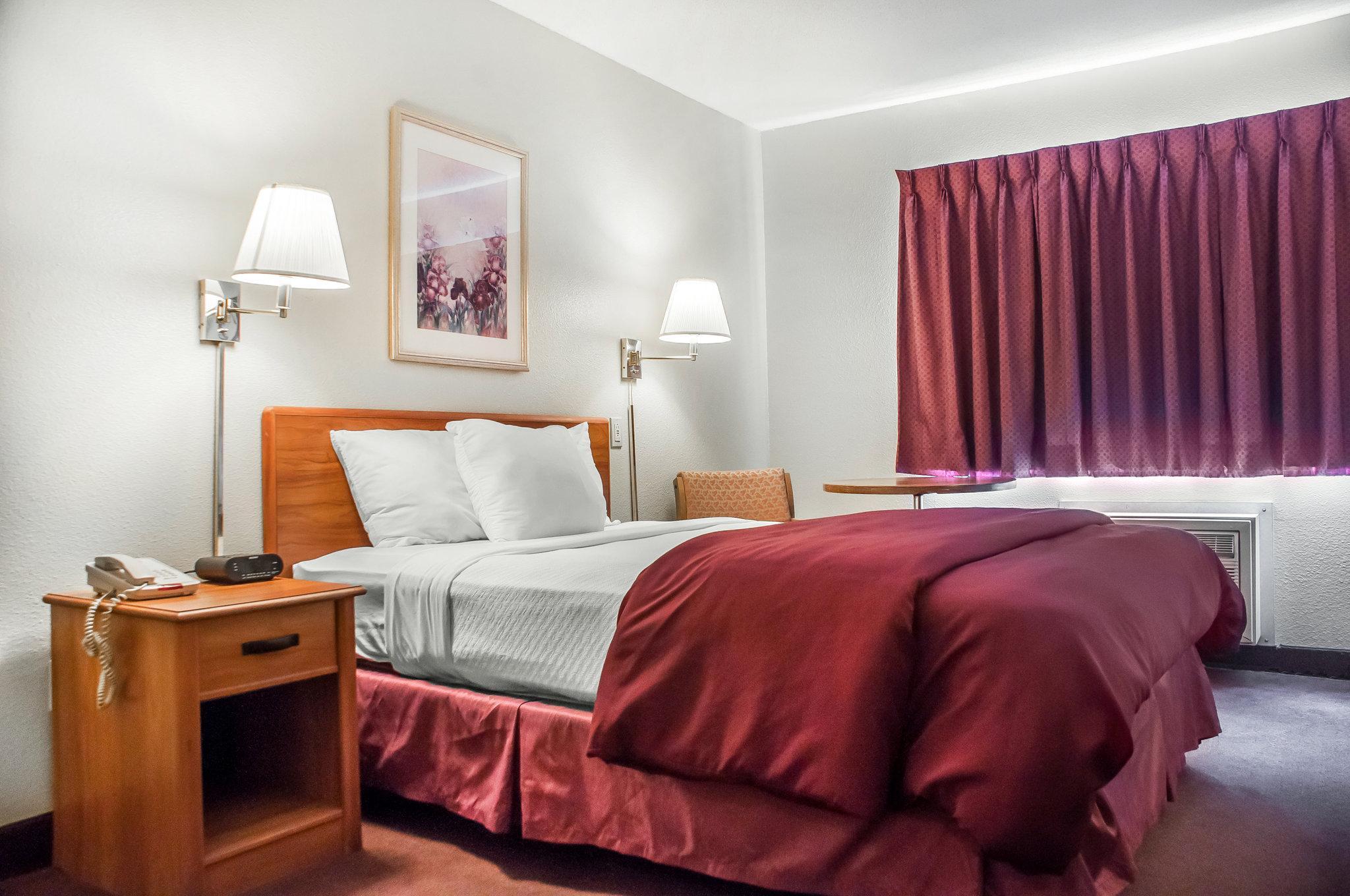 Hotel Econo