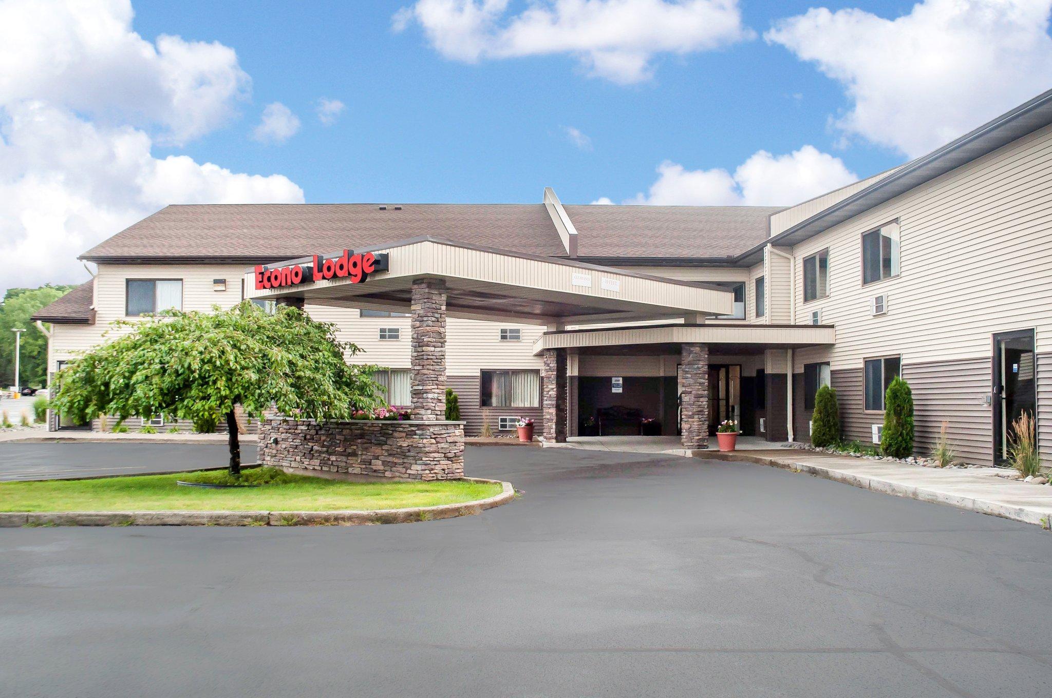 Econo Hotel 2*