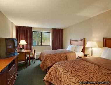 Hotel Clarion - Airport Ithaca