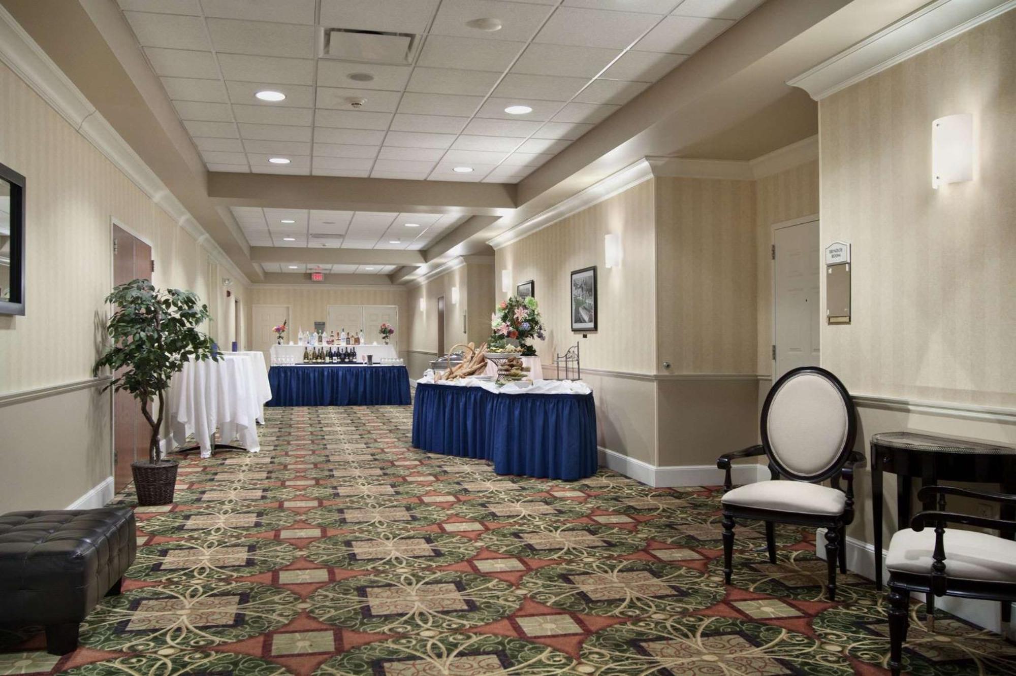 Hilton Garden 3*