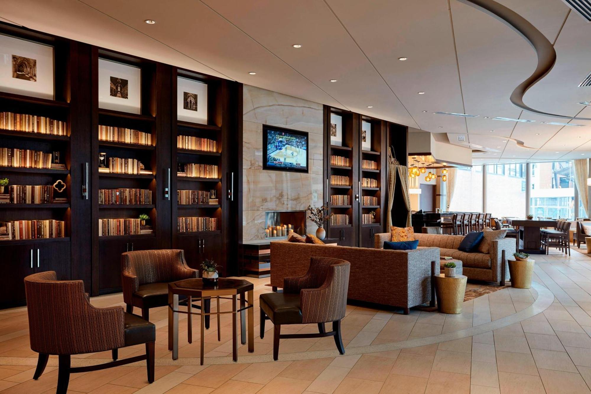 Marriott Downtown On The Commons Hotel 4*