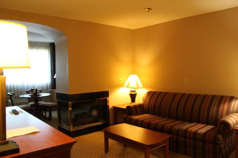 Clarion - Airport Hotel