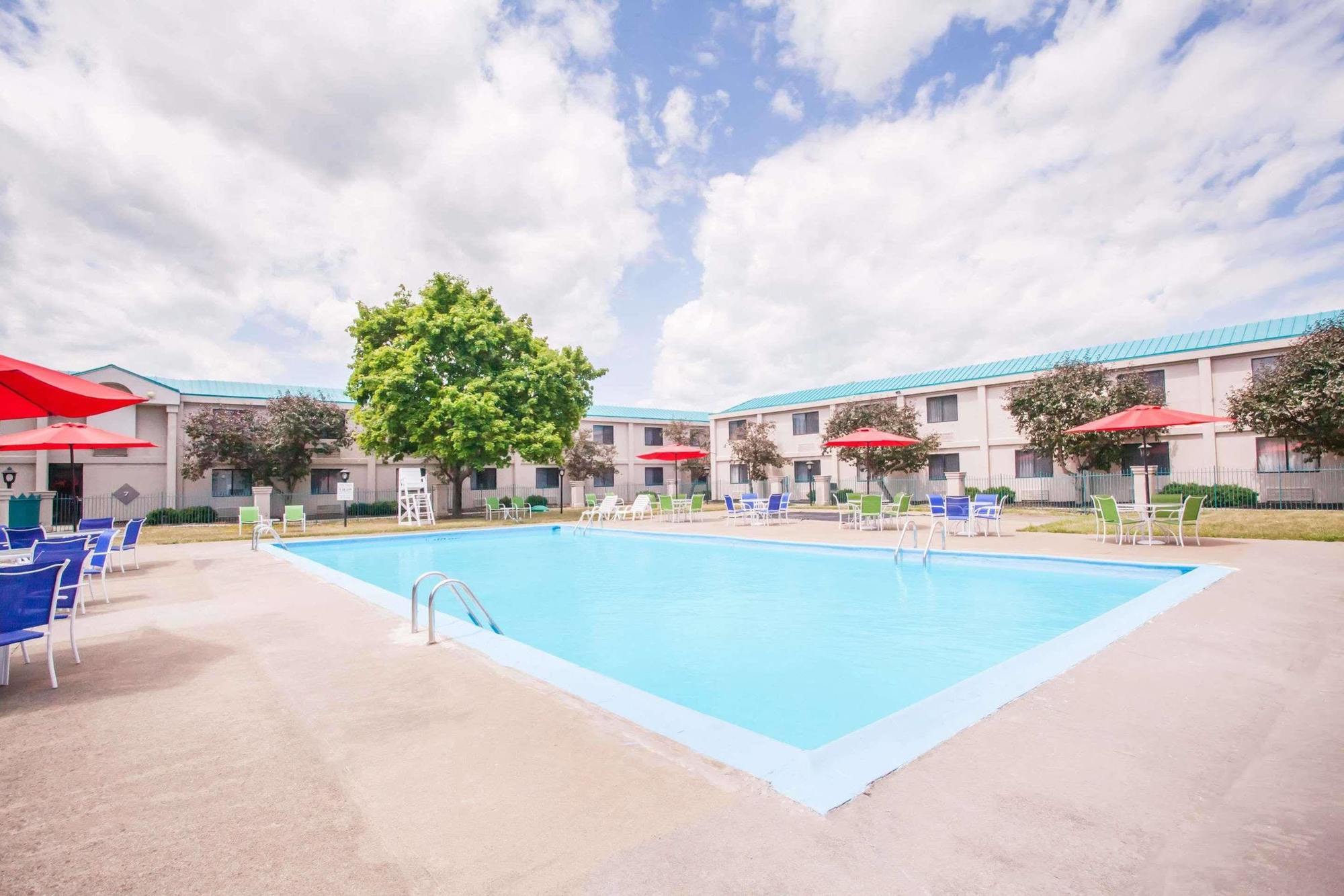 Clarion - Airport 3*