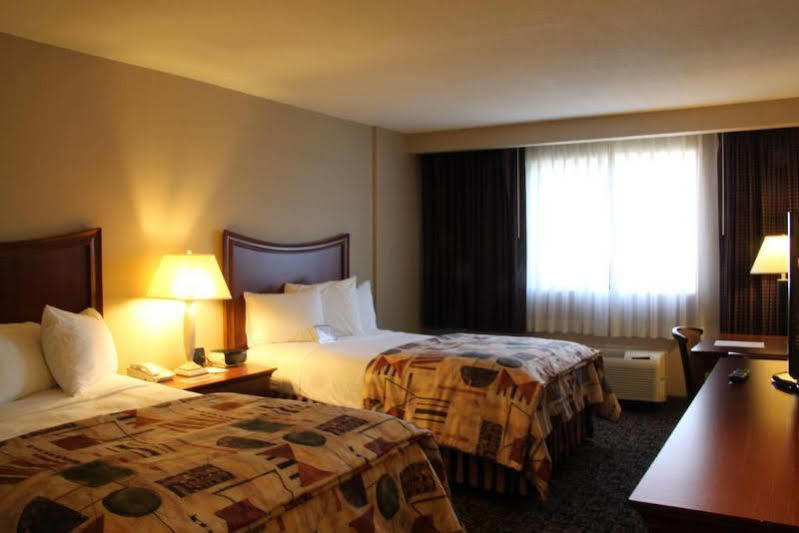 Hotel Clarion - Airport