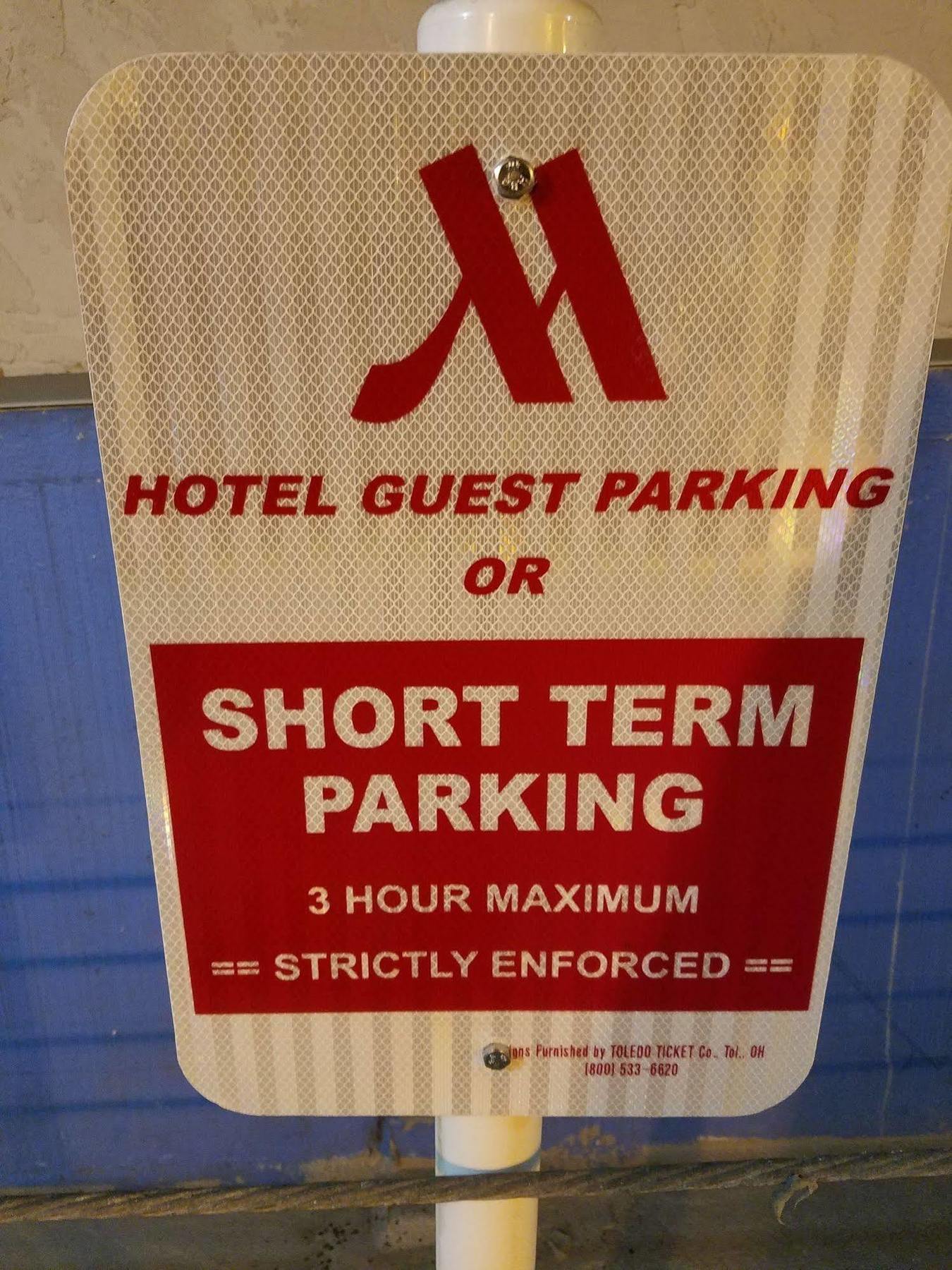 Marriott Downtown On The Commons Hotel