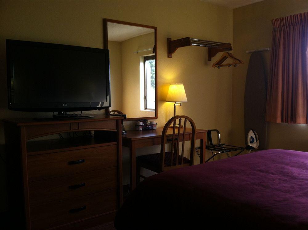 Hotel Econo 2*